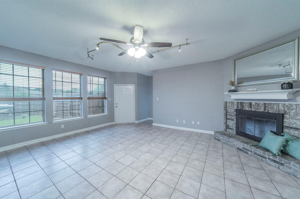 4800 Fishhook Court