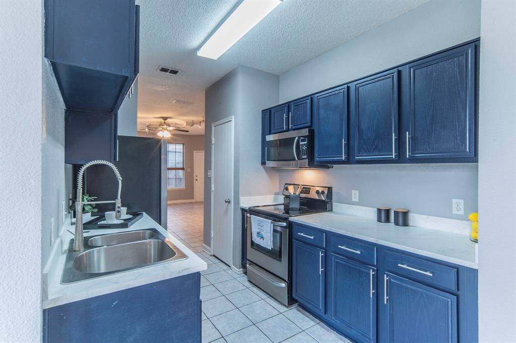 4800 Fishhook Court