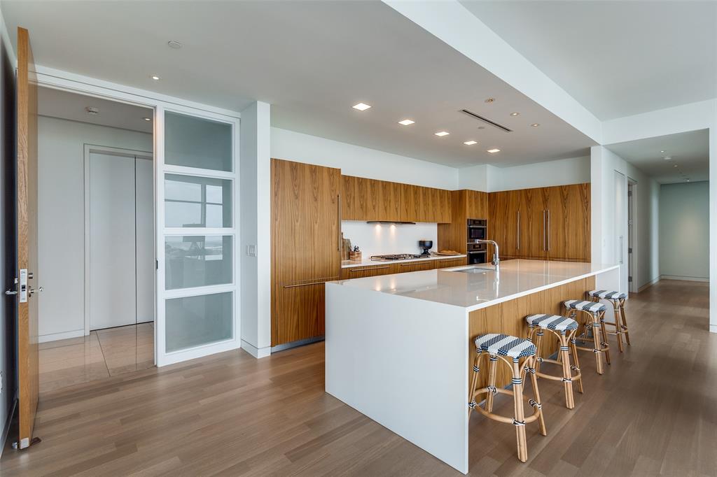 Museum Tower - Residential