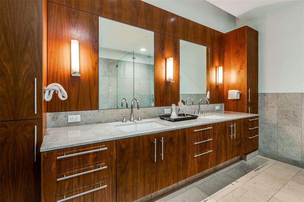 Museum Tower - Residential