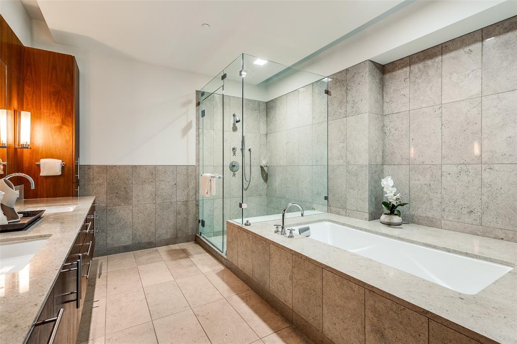 Museum Tower - Residential