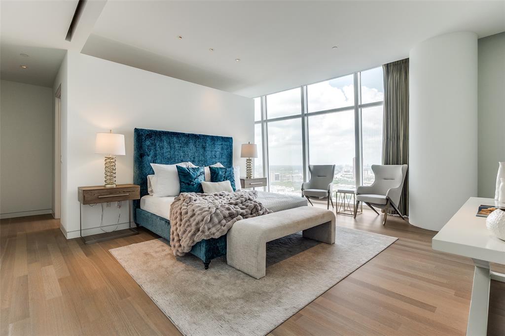 Museum Tower - Residential