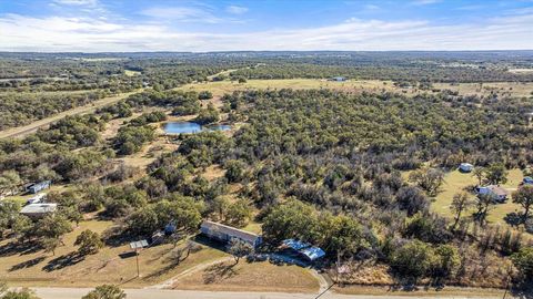 A home in Lipan