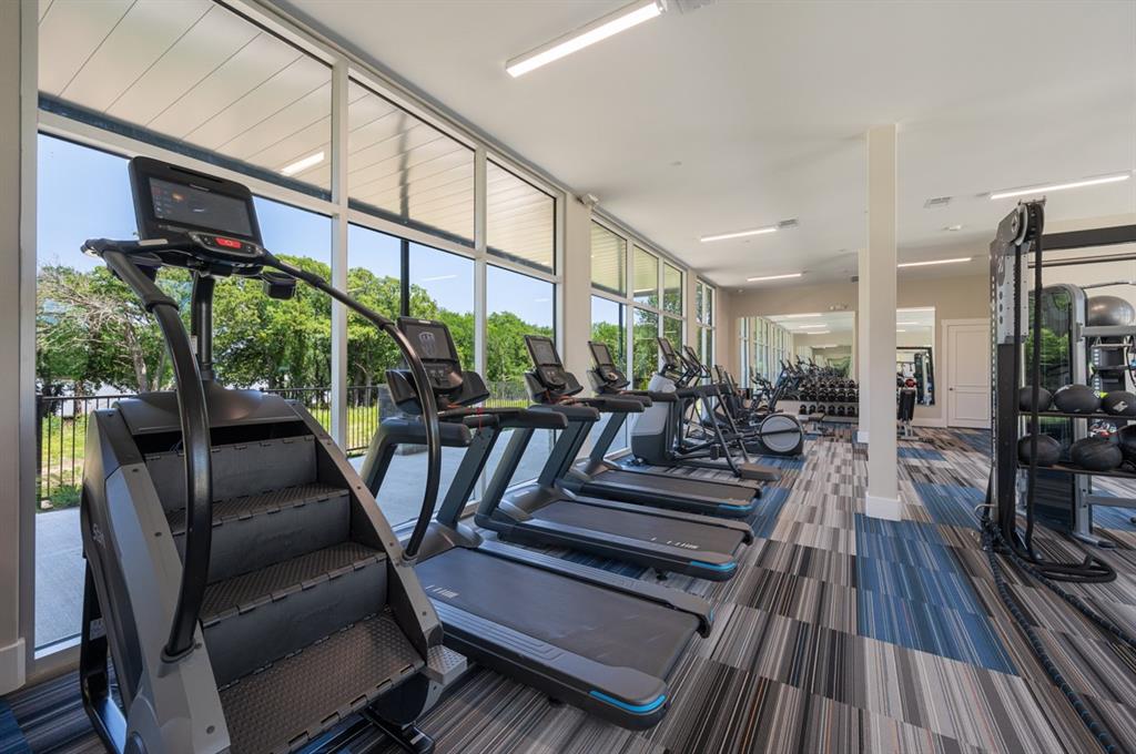 Mansions of Oak Point - Residential Lease