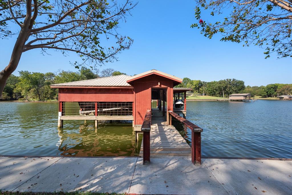 April Cove - Residential