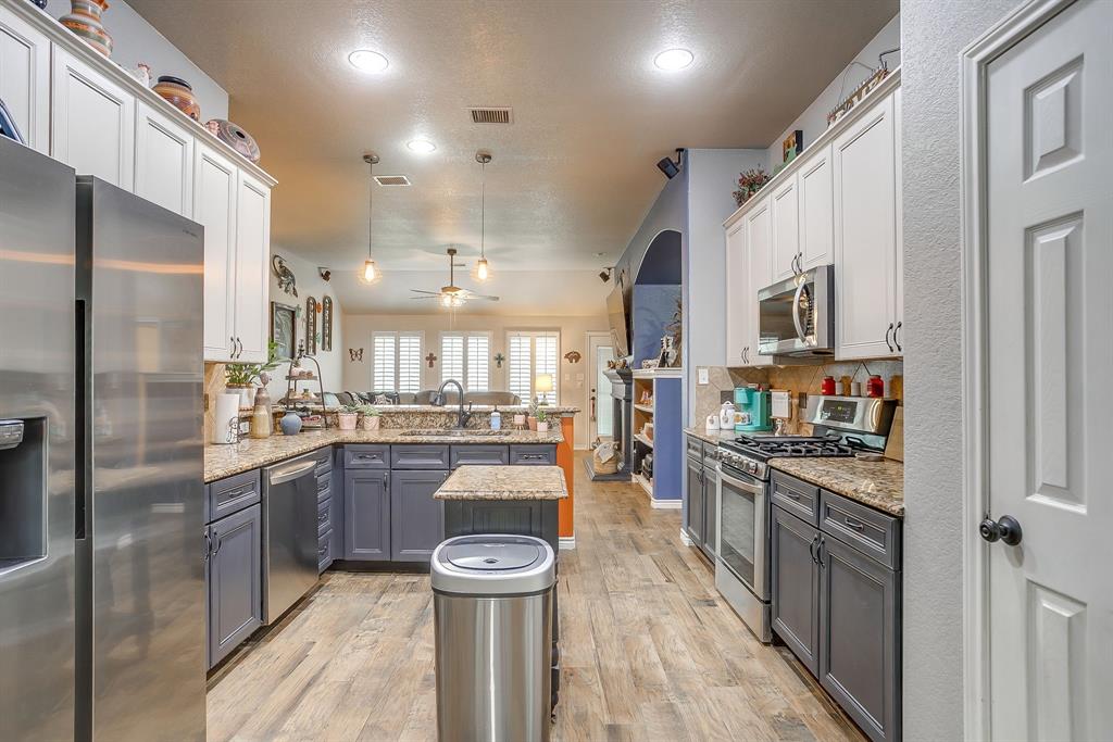 716 Yaupon Court