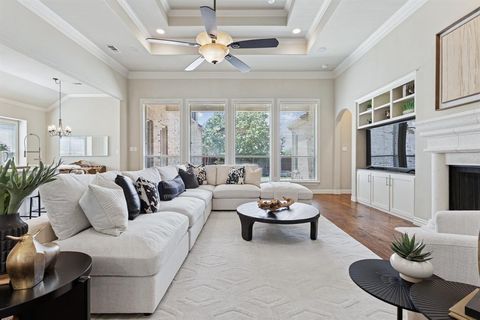 2015 Crockett Circle Irving TX 75038