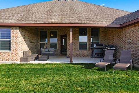 Tiny photo for 1536 Wagon Wheel Way, Krum, TX 76249 (MLS # 21098570)