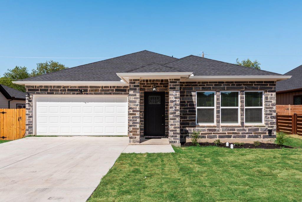 2512 Sheraton Drive