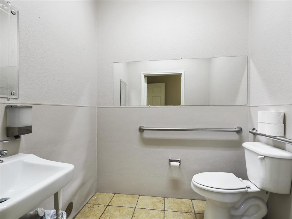 Spring Creek Greens Condo - Commercial Sale