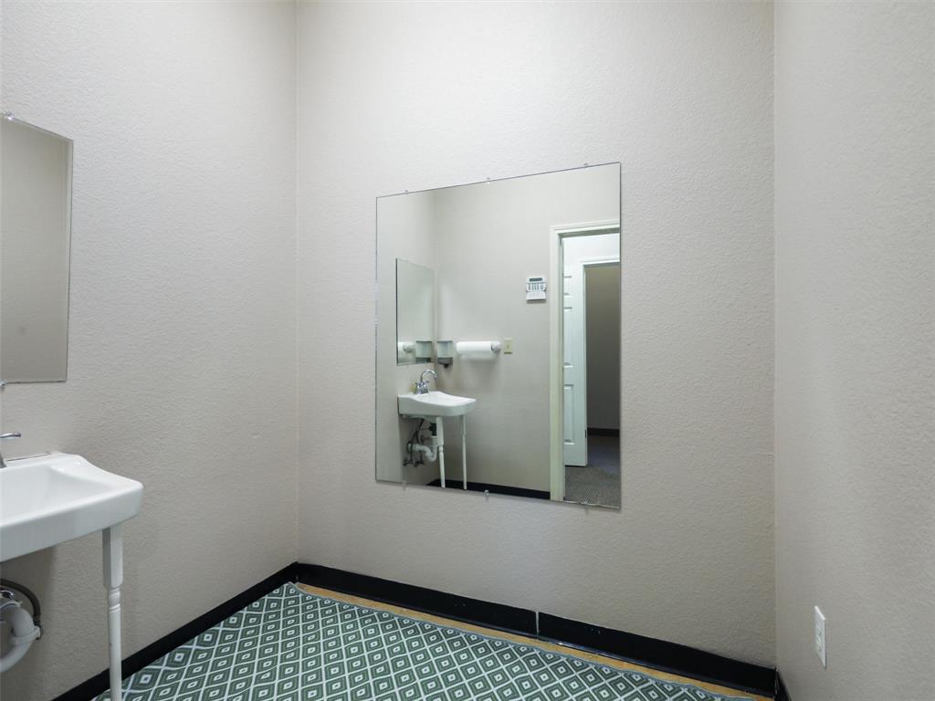 Spring Creek Greens Condo - Commercial Sale