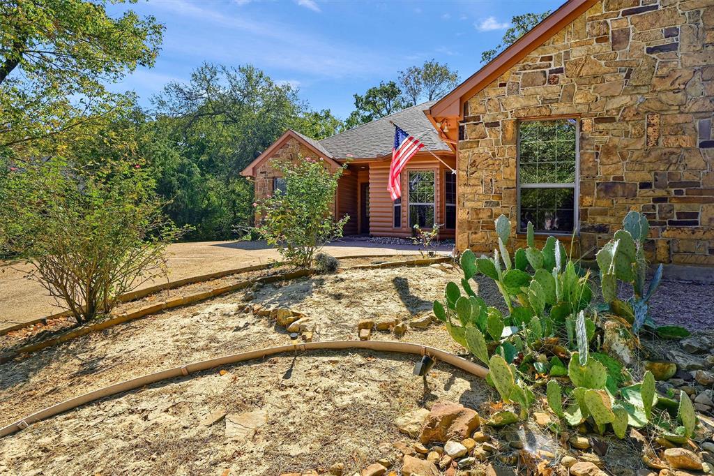 118 Hacienda Drive