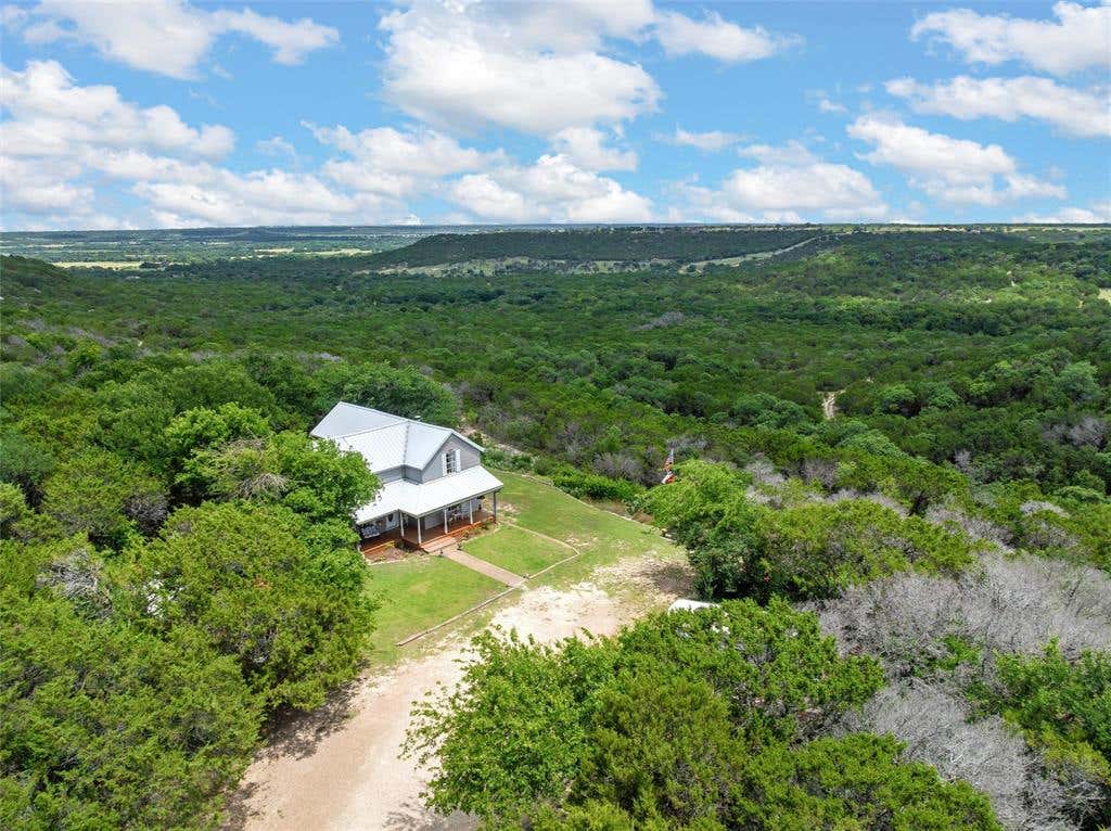 Photo of 8395 HIGHWAY 22, Meridian, TX 76665 (MLS # 21301021)