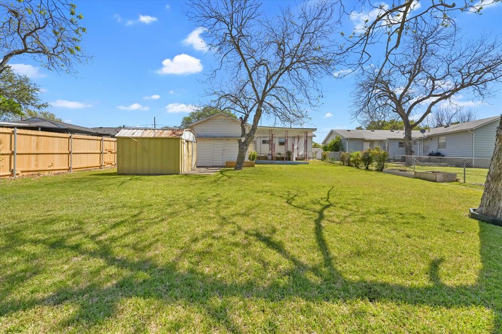 Mc Gee Place - Residential