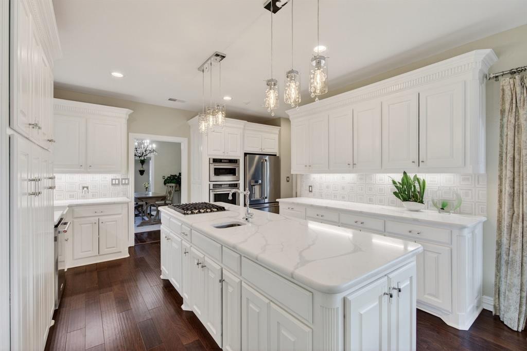 River Oaks Estates - Residential