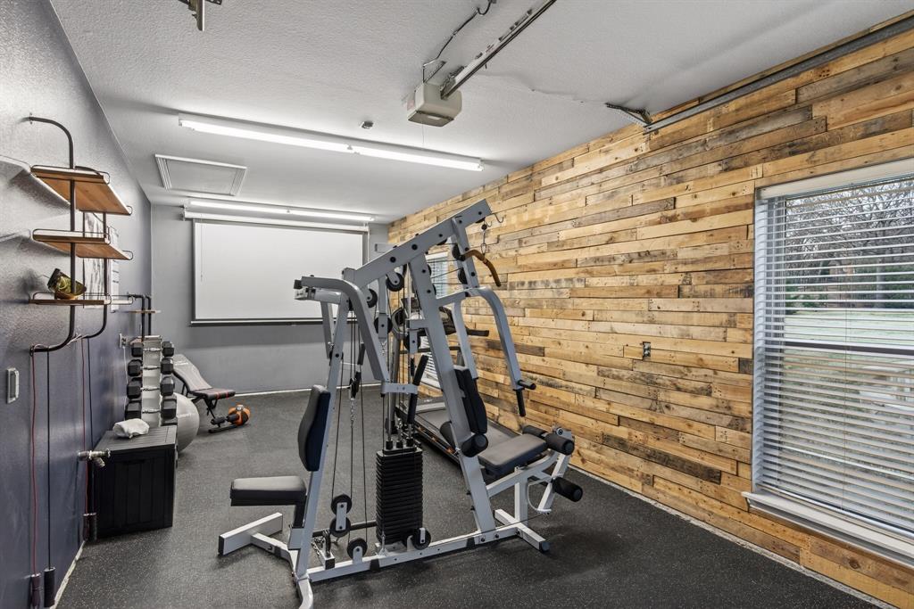 River Oaks Estates - Residential