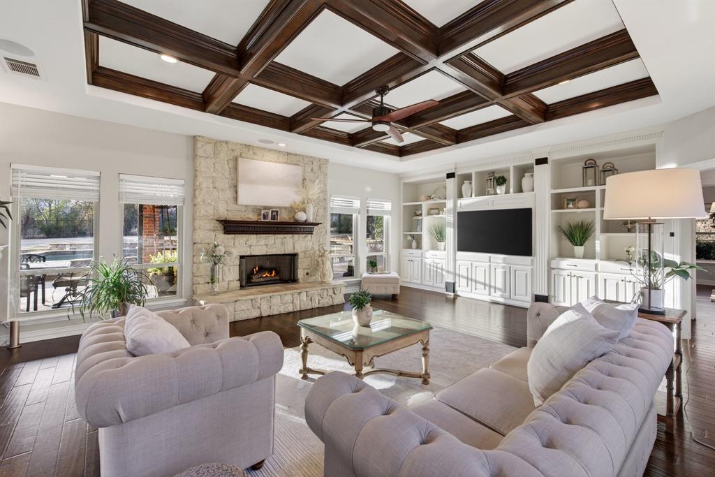 River Oaks Estates - Residential