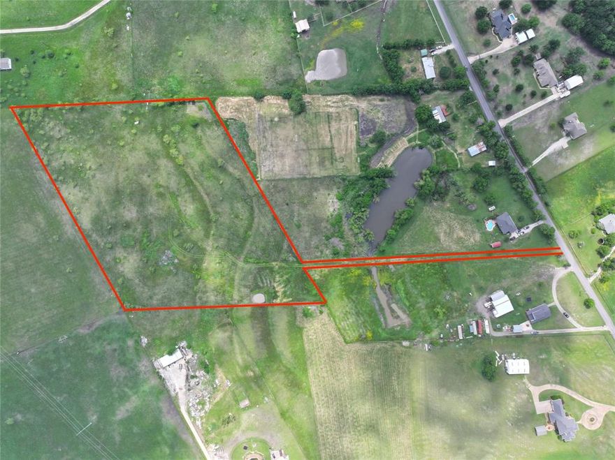 Prime Investment Opportunity – 10 Acres in Rapidly Growing Royse City!
Unlock the potential of this rare 10-acre parcel ideally situated at 798 N Munson Rd. This raw, undeveloped land offers outstanding flexibility for investors, developers, or buyers looking to secure acreage in one of the fastest-growing corridors of North Texas. With utilities nearby and no HOA restrictions, the property is well-positioned for future development or long-term hold. Enjoy easy access to I-30, Rockwall, Royse City amenities, and the booming DFW metroplex. Whether you're planning a residential project, custom estate, or land investment portfolio, this property delivers exceptional value and upside in a thriving market. Don’t miss your chance to capitalize on the growth and demand in Royse City!