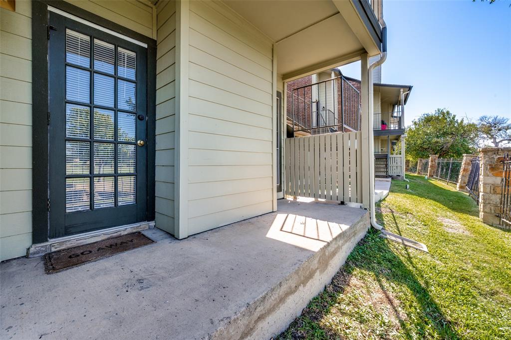 Woodhaven Condo - Residential