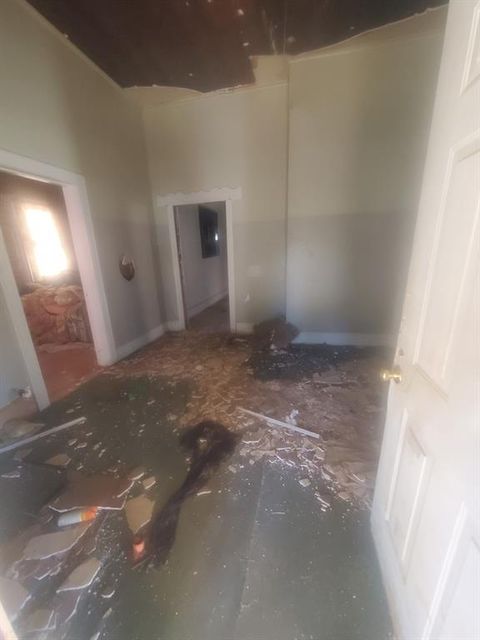 Tiny photo for 2900 W College Street, Shreveport, LA 71109 (MLS # 21101507)