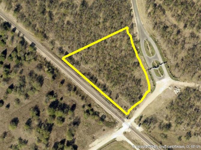 Waterfront Club - Land