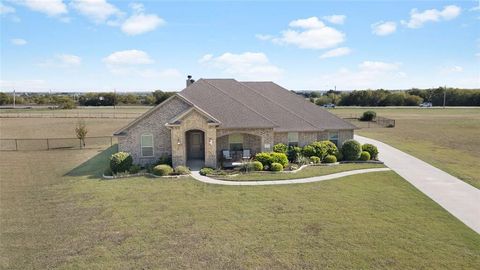 Photo of 5501 Littlefield Drive, Dish, TX 76247 (MLS # 21098125)