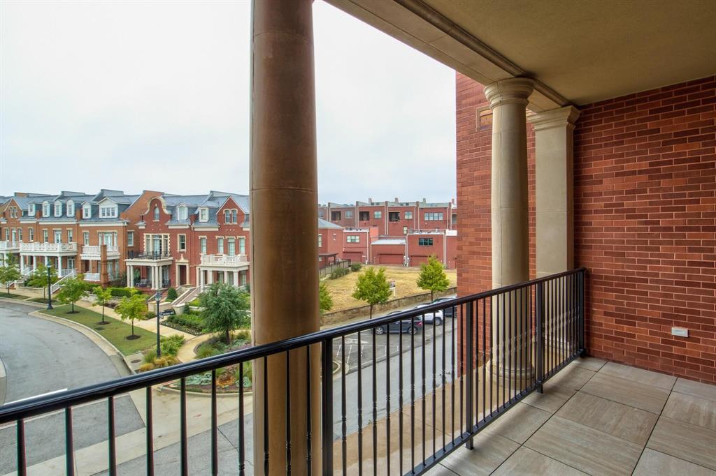 Parkview Condo - Residential