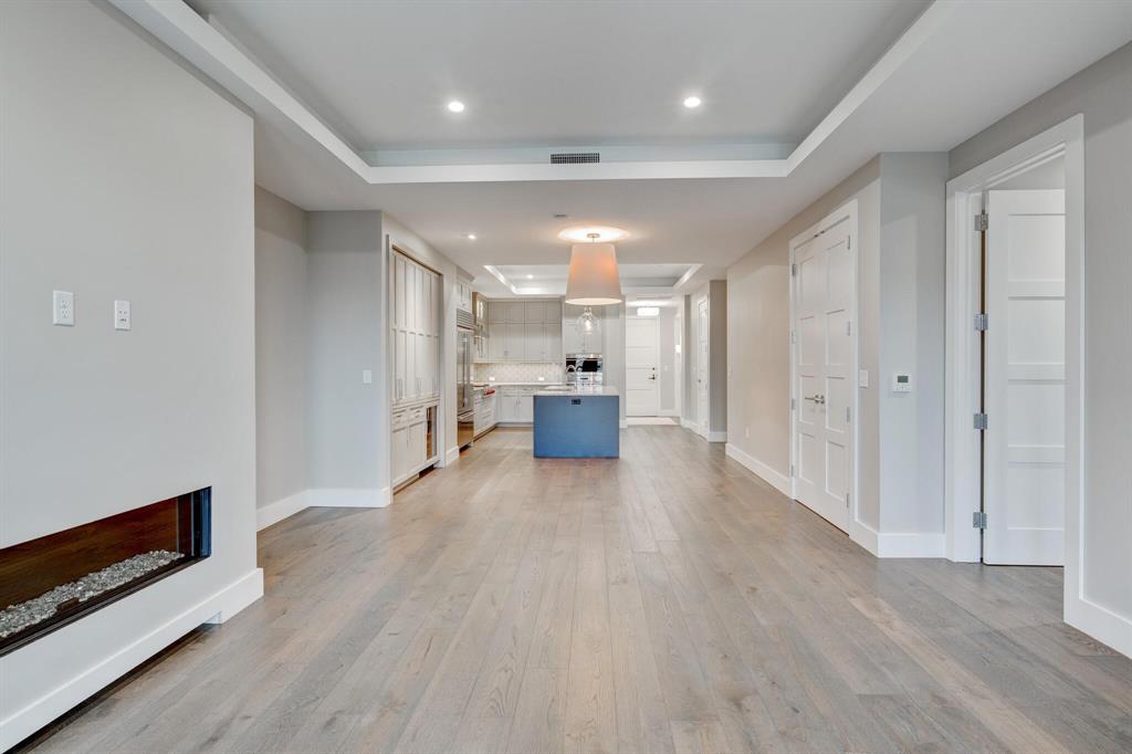 Parkview Condo - Residential