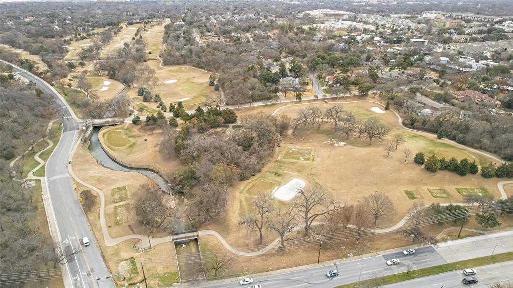 Wedglea Place Condo - Residential