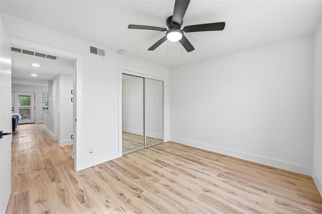 Wedglea Place Condo - Residential