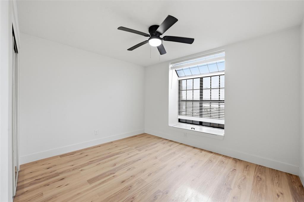 Wedglea Place Condo - Residential