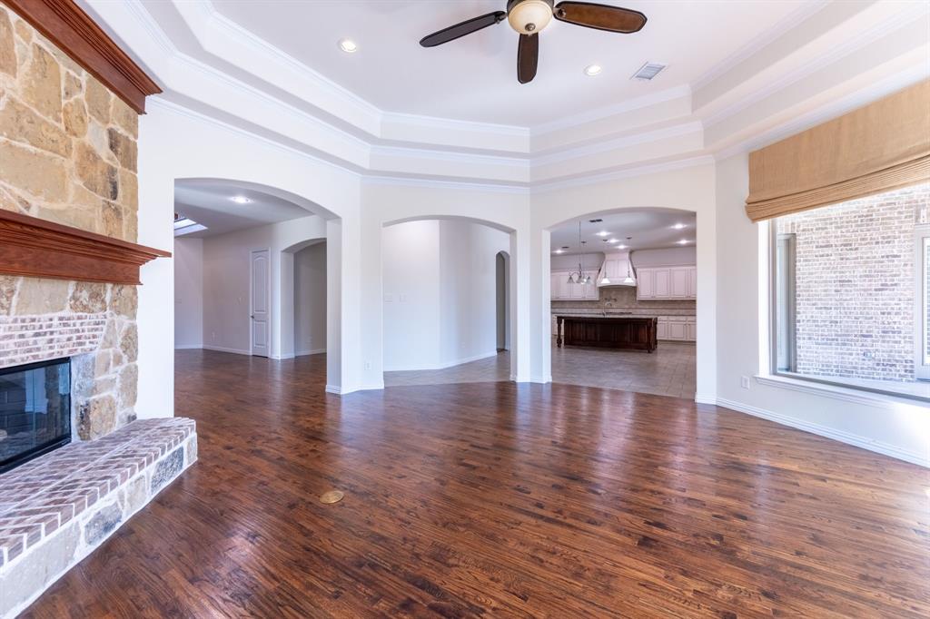 675 Featherstone Drive