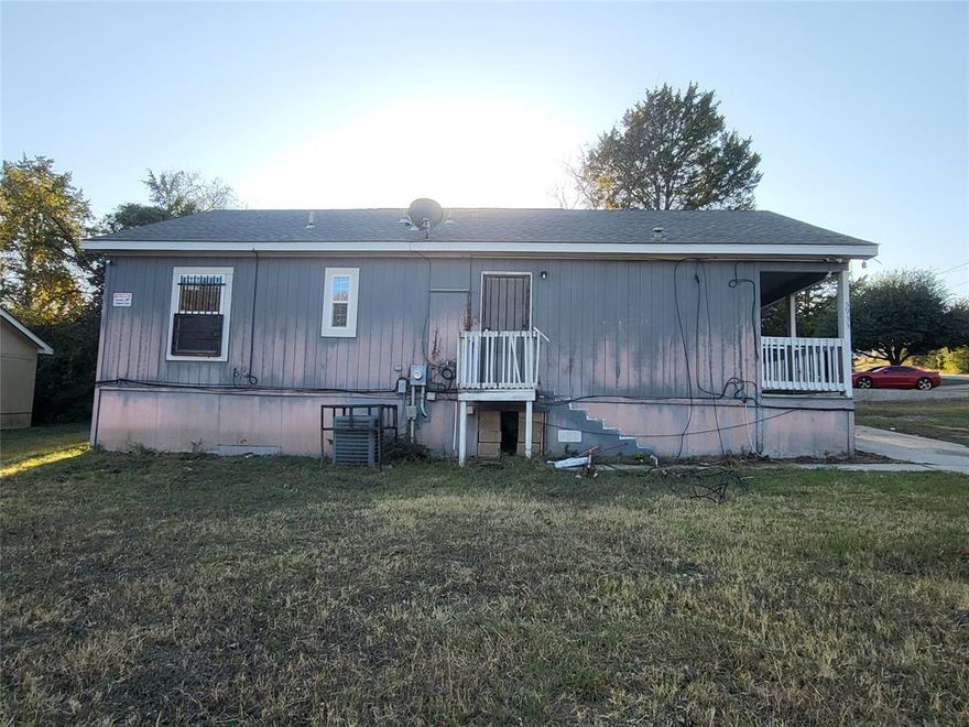 Great investment opportunity in this fast-growing neighborhood. Partially updated for easy take-over. Priced right for quick sale.