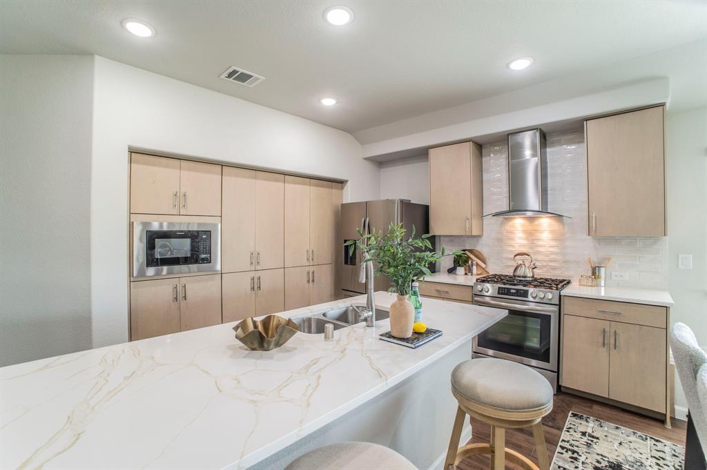 1524 Soapberry Drive