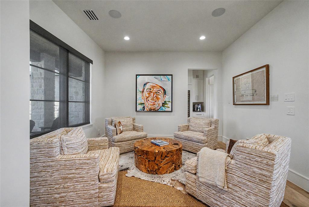 1601 Silverado Drive