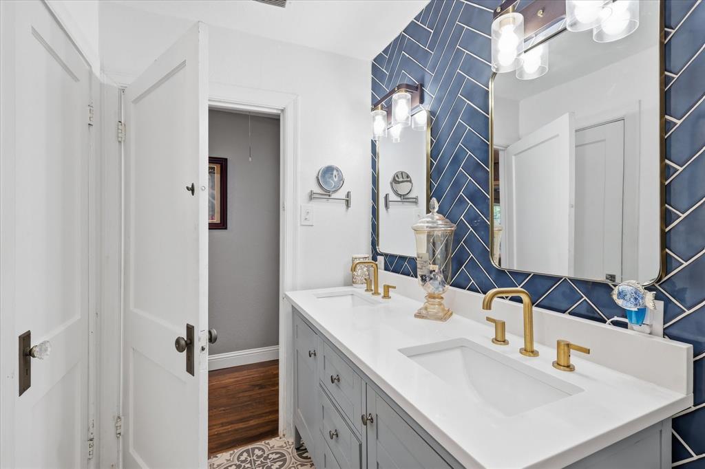 West Oakhurst Add - Residential
