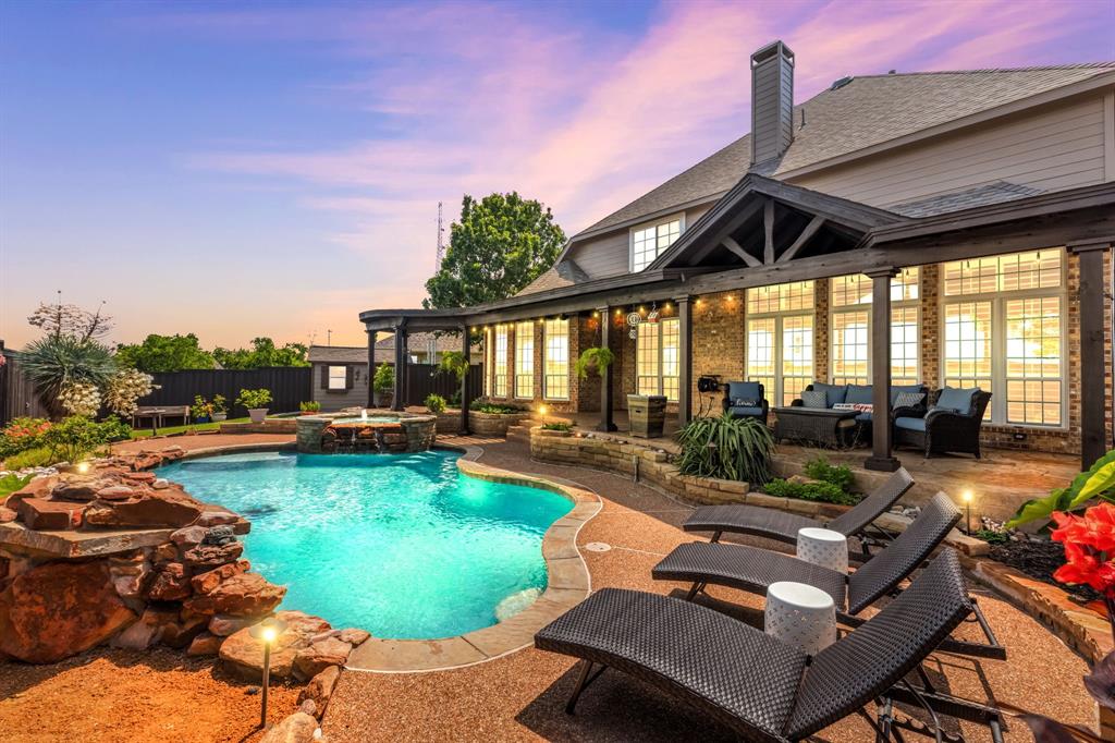 5820 Lakeland Court