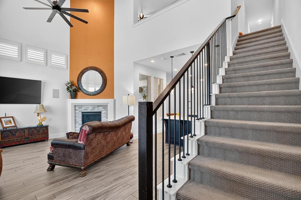 2341 Longspur Drive