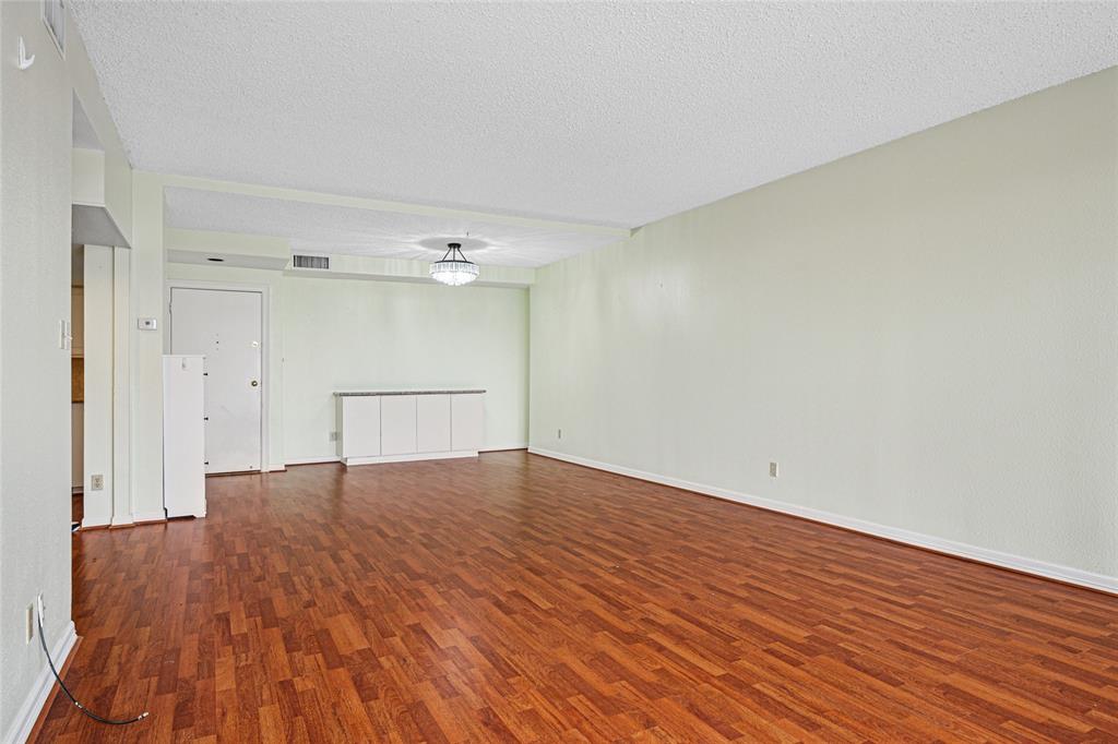 5200 Keller Springs Road 711