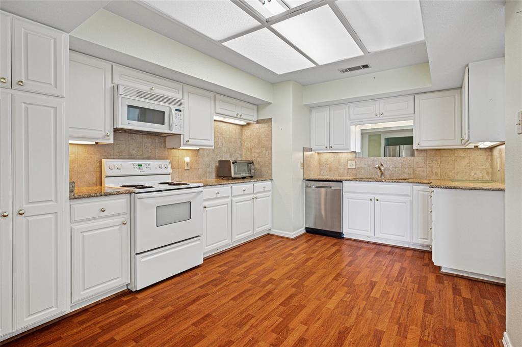 Bonaventure Condo - Residential