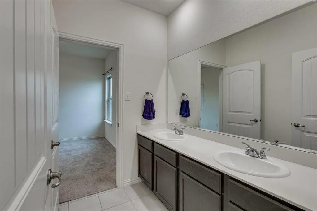 Chariot Village - Residential