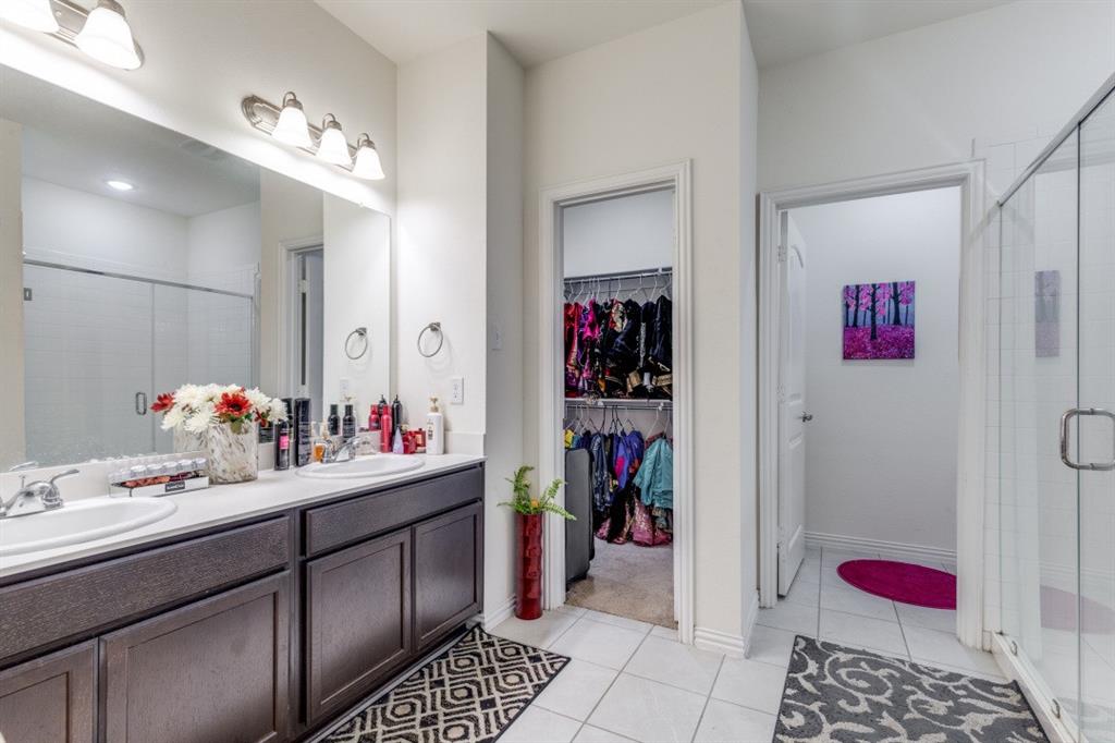 Chariot Village - Residential