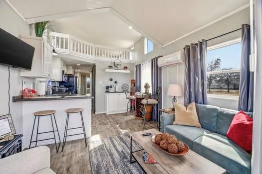 Rolling Hills Shrs Sec B - Residential Income