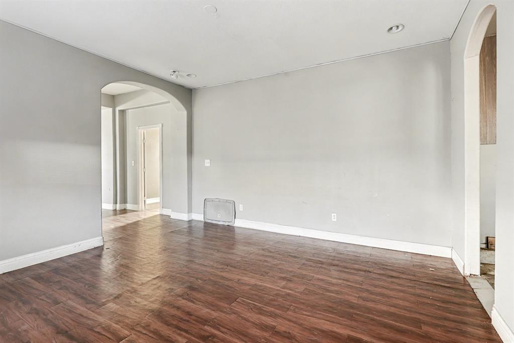 Spring Dell - Residential