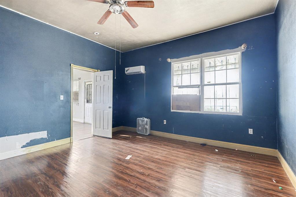 Spring Dell - Residential