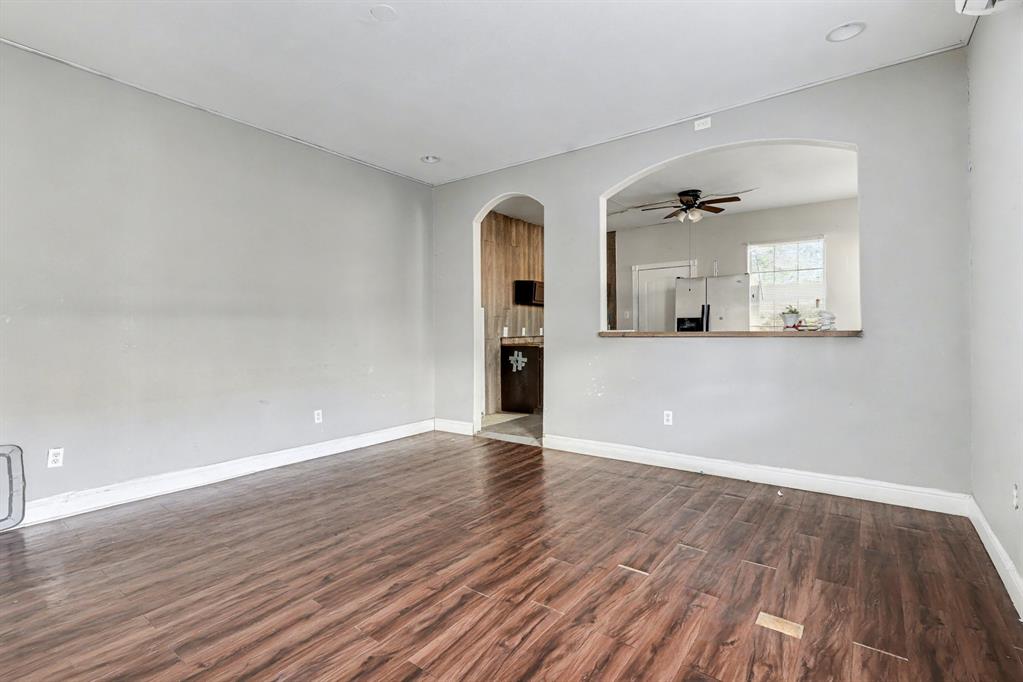 Spring Dell - Residential