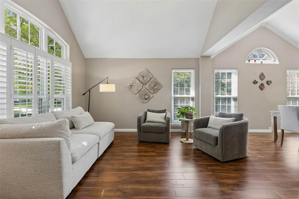 106 Tiburon Court