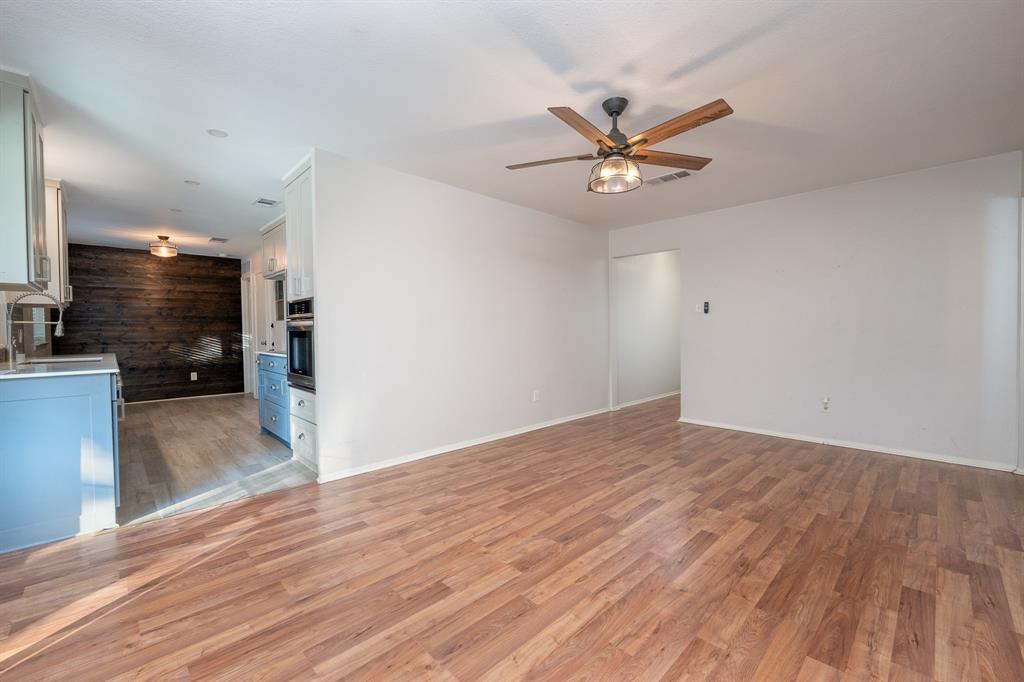 2713 Springlake Court