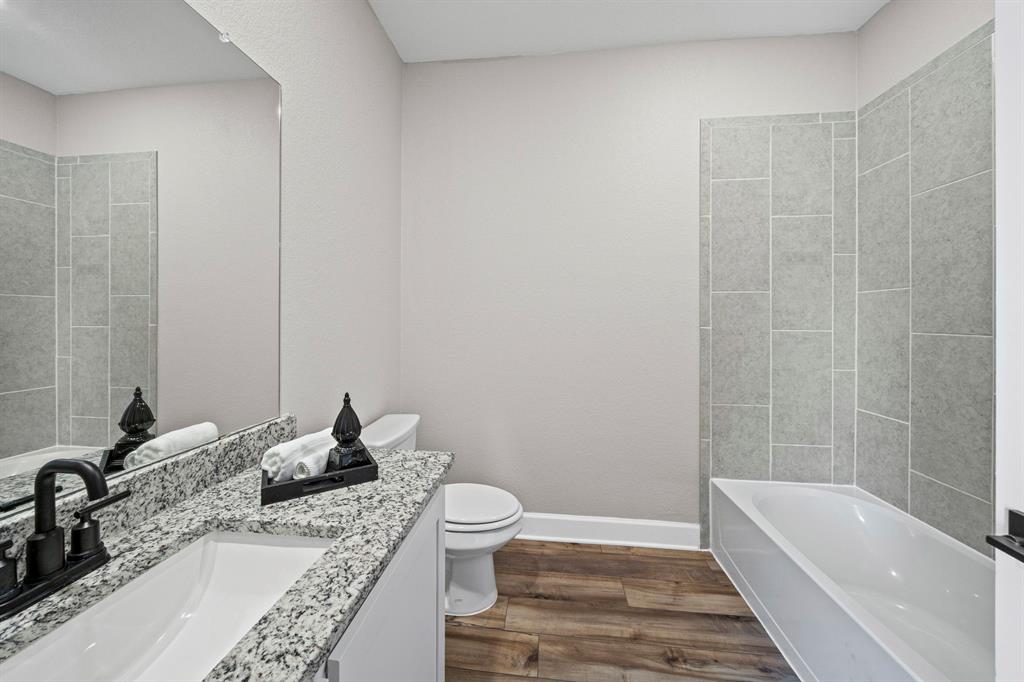 Vista West II - Residential