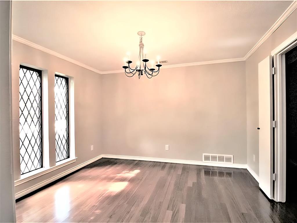 1809 Los Rios Boulevard